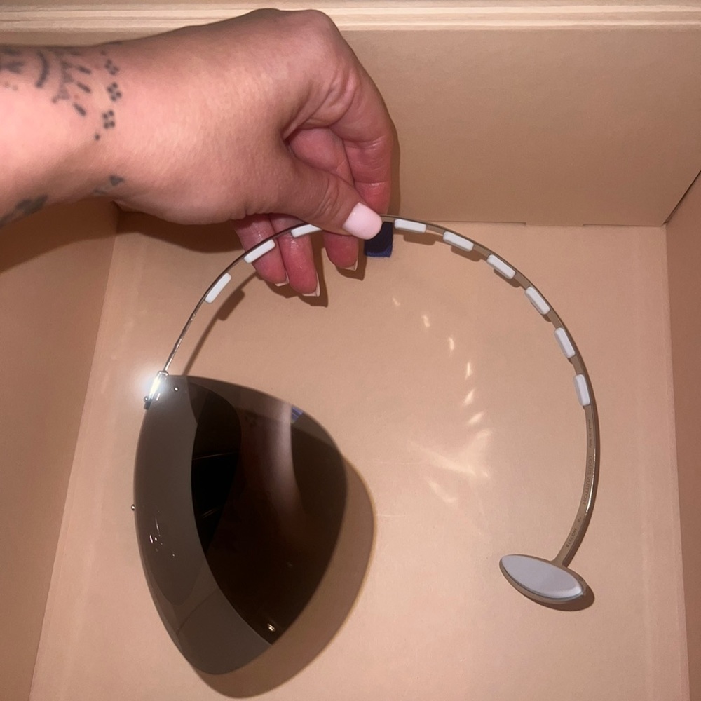 LV Fiction Mask Sunglasses - Picture 5 of 13